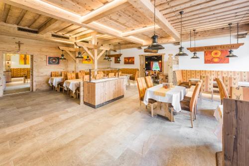 Hotel Kunstleralm - Photo 5