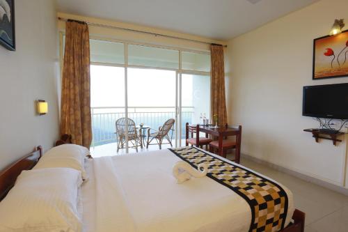 THE CLIFF RESORT in Munnar