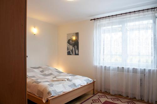DOMOTEL Aleje Jerozolimskie - image 12