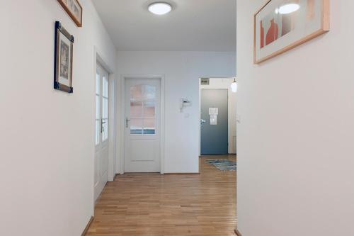 DOMOTEL Aleje Jerozolimskie - image 3