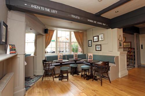 Original White Hart Ringwood by Marston's Inns - main image