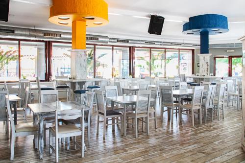 Smartline Meridian Hotel - 레스토랑