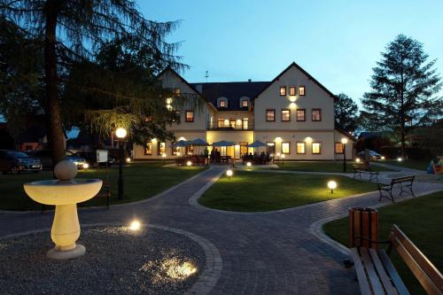 Hotel Modrzewiowy Dwor Gliwice