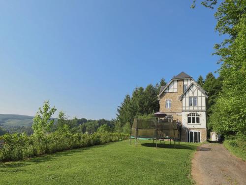 Countryside Villa in Trois Ponts Liege with garden gîte à louer Brume