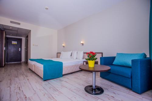 Smartline Meridian Hotel
