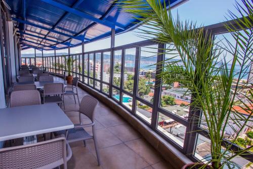 Smartline Meridian Hotel - 레스토랑