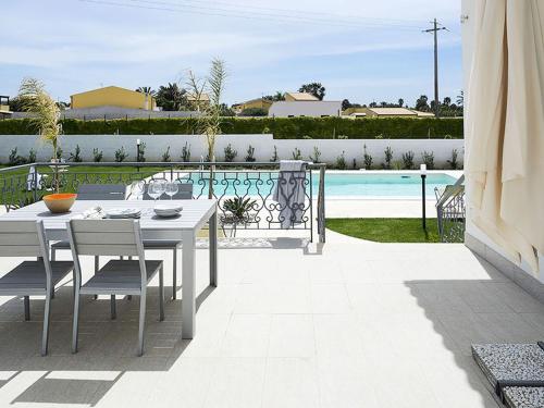 Luxury villa in Marsala with pool