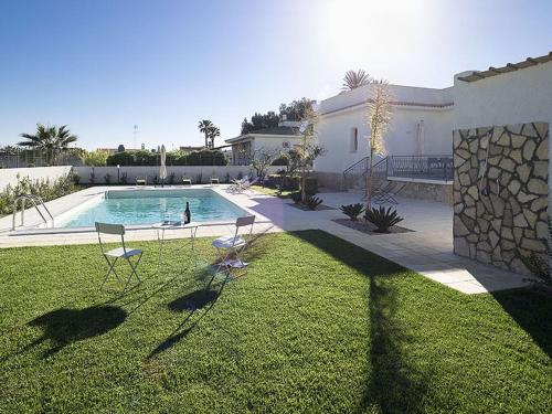 Luxury villa in Marsala with pool