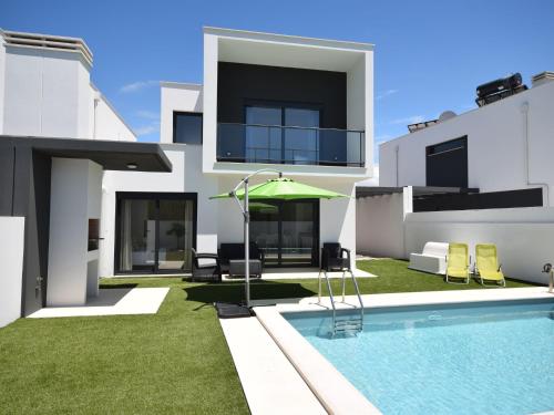  Holiday Home Janelas De Salir in Salir de Porto