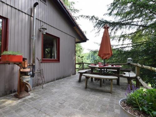 Chalet in a green and peaceful environment, Pension in Houffalize bei Steinbach