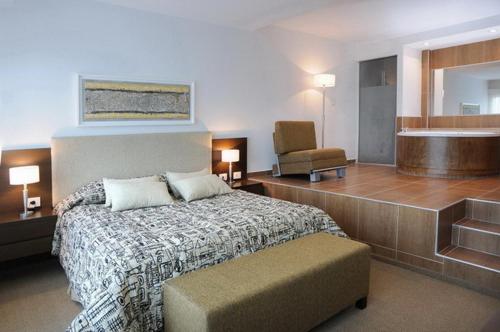 1 queen bed