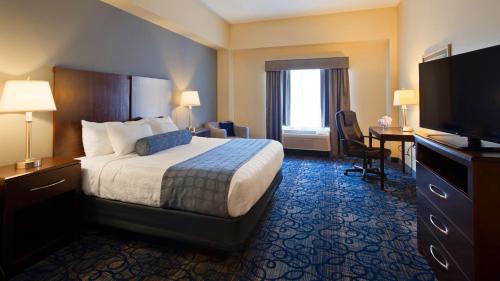 Best Western Plus Waynesboro Inn & Suites Conference Center