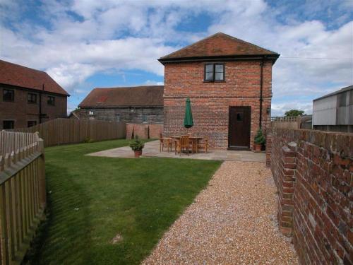 Charming Holiday Home in Benenden Kent with Garden, 