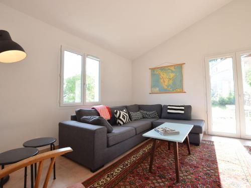 Pretty Holiday Home in Joyeuse South of France With Terrace - image 3