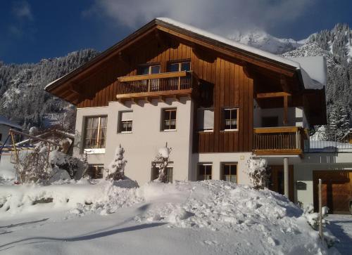  Haus Margreitter, Pension in Wald am Arlberg