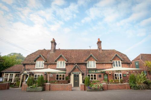 B&B Thatcham - Swan, Thatcham by Marston's Inns - Bed and Breakfast Thatcham