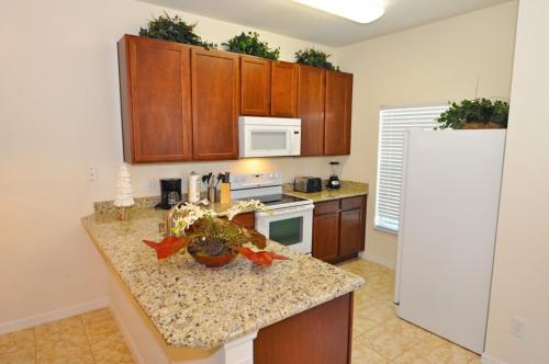 Bella Vida Resort Townhome #230624 Townhouse - image 2