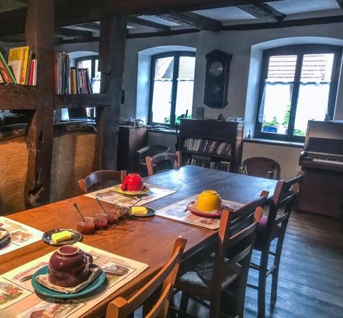 Ēdiens un dzērieni, Chambre d'Hotes chez Nadine Hamm in Weiterswiller