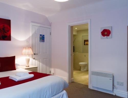 The Limes Country Lodge Hotel - image 14