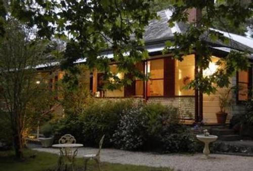 The Chalet Guesthouse And Studio Blue Mountains Australia