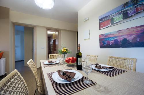  Giouli's place : Luxury and Simplicity in Galatás