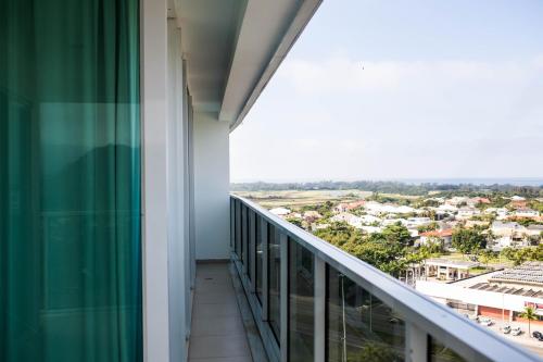 Americas Barra Hotel Américas Barra Hotel is perfectly located for both business and leisure guests in Recreio Dos Bandeirantes. The property features a wide range of facilities to make your stay a pleasant experience. 2