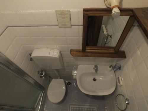 Bathroom, Mulino Della Ricavata in Urbania