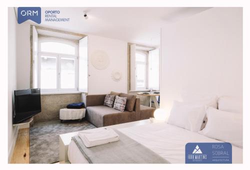  ORM - Almada Apartments, Pension in Porto