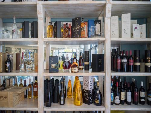 Hotel Select - image 8