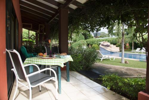 Balcony/terrace, Apartments-Villas Playa Potrero 1 in Potrero