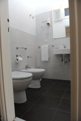 Superior Apartment with Balcony image 3