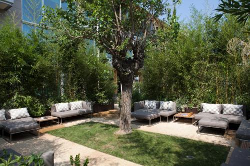 Aqualux Hotel Spa & Suite - image 11