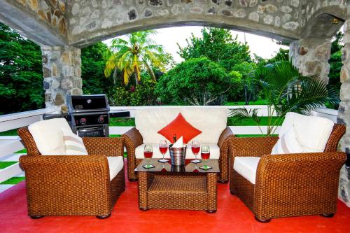 B&B Choiseul - One Hamilton Place - Emerald - Bed and Breakfast Choiseul