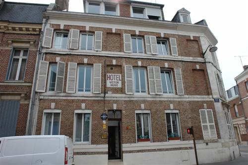 hotel victor hugo