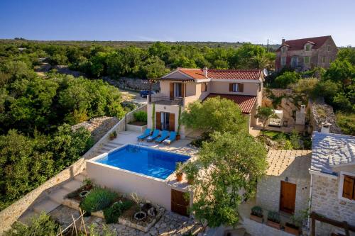 Holiday home Villa Helena Holiday home Villa Helena is a popular choice amongst travelers in Brac Island, whether exploring or just passing through. The hotel offers a high standard of service and amenities to suit the individ