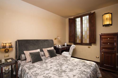 Grand Hotel Baglioni, Florencie (fotografie 8)