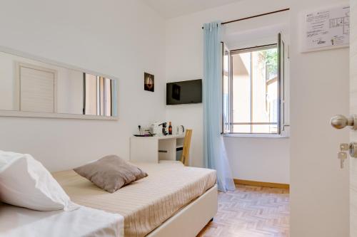 Dolce Luxury Rooms - image 3