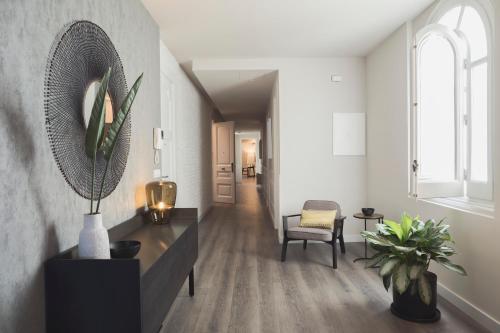 110294295 Casagrand Luxury Suites