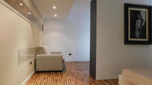 Garden Apartment - image 13
