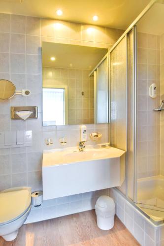 Strandhotel Bansiner Hof - image 4