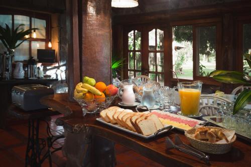 餐飲選擇, 南德麗德旅館 (Nande Reta) in 哥洛尼亞卡洛斯佩萊格里尼