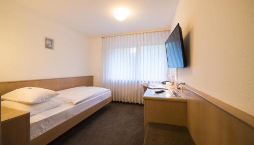 Hotel am Wasen - image 6