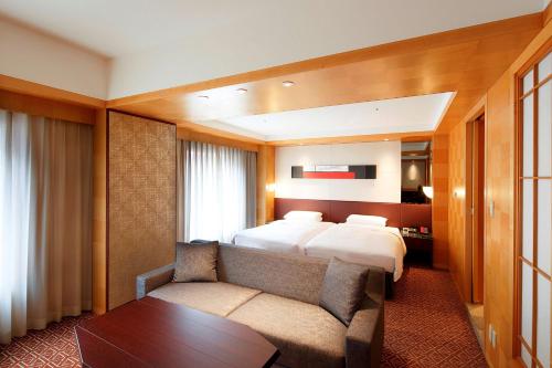 Deluxe Twin Room - Club Access