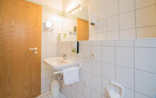 Hotel am Wasen - image 5