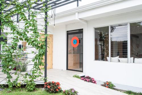 Garden, Capital Hostel de Ciudad in Mata Redonda