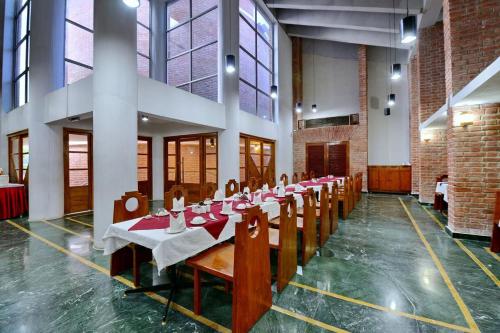 餐廳, Indo Hokke Hotel in 王舍城