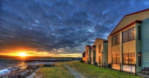 Stanley Village Waterfront Accommodation Stanley