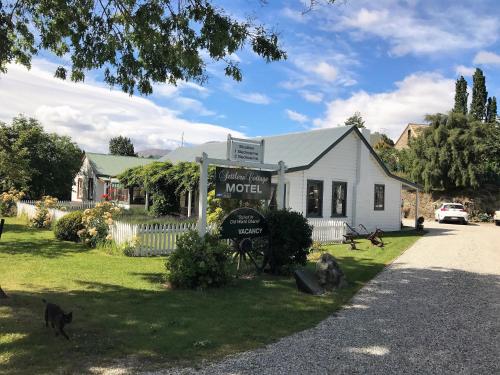 Settlers Cottage Motel - Accommodation - Arrowtown