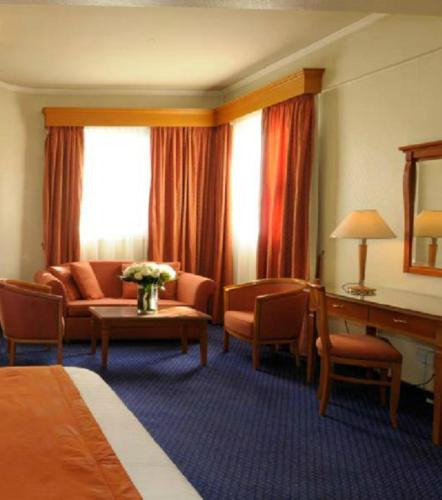 Castelli Hotel Nicosia - image 4