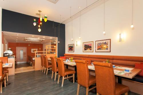Hotel Plaza - 식음료(F&B)